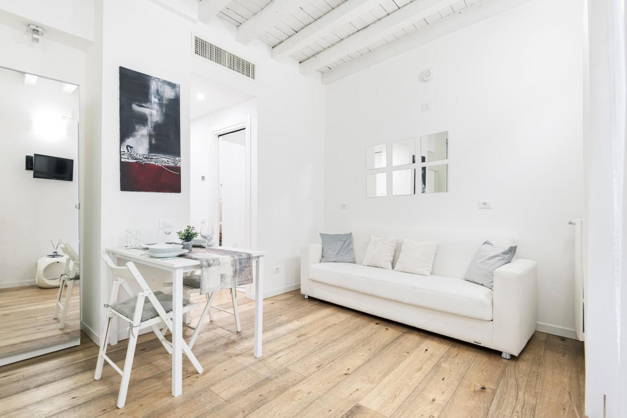 Amazing, New & Fully Furnished Studio In Duomo Milan Extérieur photo